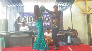 KP NYALINDUNG CAMELIA COVER JENITA PECUT [upl. by Eustashe]