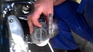 BMW R513 carb synncronizing [upl. by Flann890]