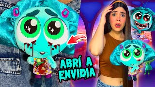 ABRÍ un PELUCHE de ENVIDIA de Intensamente 2 y ME GRITÓ algo TURBIO sobre FURIA💀😱  Ani Cat😻 [upl. by Ahsaeit]