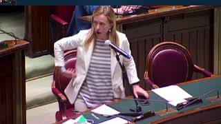 Giorgia Meloni Surreale Il Governo dà più soldi per il bonus monopattino che per i disabili [upl. by Nagiam594]