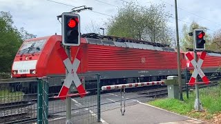 Vogelsang Railway Crossing Cologne Bahnübergang [upl. by Imled]