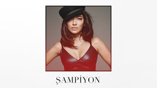 Hadise  Farkımız Var Official Audio [upl. by Samanthia]