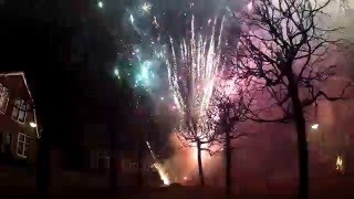 2016 HELEMAAL GESTOORD vuurwerk [upl. by Ahseuqram]