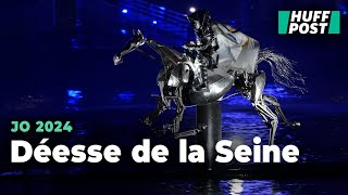 Les secrets de la scène magique du cheval galopant sur la Seine [upl. by Onitsoga]