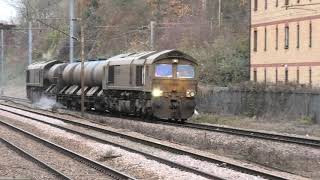 Trains at Knebworth 151223 [upl. by Pape]