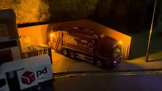 Oxford Diecast 176 scale Biffa bin lorry with flashing lights [upl. by Odlaw]