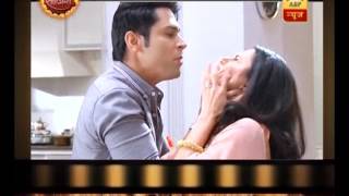 Woh Apna Sa Aditya chokes Nisha in reality while shooting a scene [upl. by Llenad908]