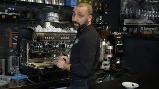 Tutorial su come preparare un caffè espresso [upl. by Anyg]