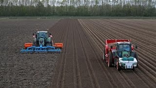 The Fendt team planting potatoes  Fendt 724 on Soucy Tracks  Fendt 415  Grimme GB 430 [upl. by Daveda932]