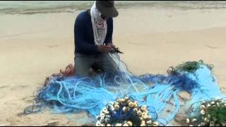 Fishing on the Lamai beach [upl. by Turtle]