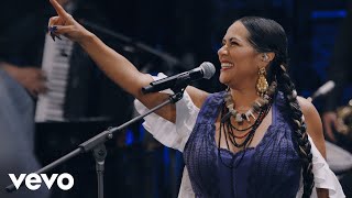 Lila Downs  Tortolita En Vivo [upl. by Auhsuoj]