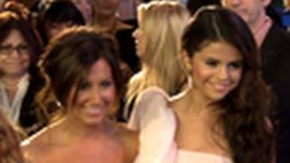 Selena Gomez Greets Ashley Tisdale 2011 Peoples Choice Awards [upl. by Gabriell909]