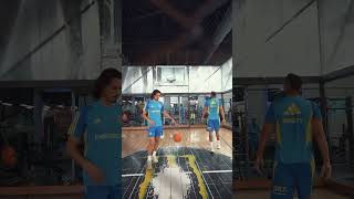 ¿LOS TENÍAS Edinson Cavani y Chiquito Romero CRACKS en básquet  Shorts [upl. by Dorena]