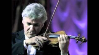 Pinchas Zukerman plays Elgars Violin Concerto 1st Movement live [upl. by Nyladgam]