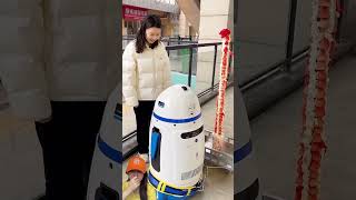 ROBOT PENJUAL ES KRIM GUNUNG STOWBERY ⁉️shorts funny dubbing robot [upl. by Adnilak206]