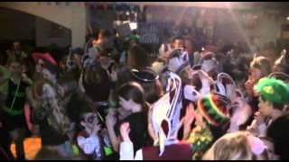 Kinder carnaval Basis school de Vest Hoogeloon 2014 [upl. by Osric]