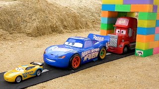 Rescue the cars truck from the magic gate with the police cars  Toy car story [upl. by Nnyleuqcaj]