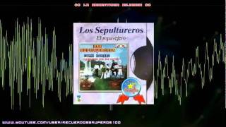 Los Sepultureros  La secretaria bilingue [upl. by Monie]