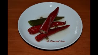 Antipasti Peperoncini Cornetti ripieni di Acciughe Salate Ricetta facile [upl. by Pittman]