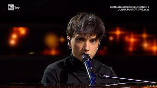 Ultimo canta quotAlbaquot  Domenica In Speciale Sanremo  12022023 [upl. by Ekle]