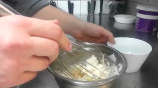 Faire des beignets de scampi  Recette beignet de crevettes [upl. by Llenaj703]