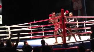 20131118 Mfight ゴンナパー vs Hakeem Dawodu 2R [upl. by Irim513]