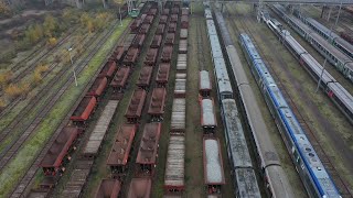 Ancien cimetière des trains de Sotteville les Rouen survolé par un drone [upl. by Aicemat759]