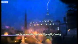 Petrus Romanus Rising  Lightning falls from Heaven striking St Peters Basilica Feb 12 2013 [upl. by Nevai]