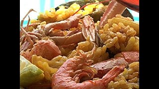 Come fare la paella ai frutti di mare  videoricette di cucina spagnola [upl. by Cheryl]