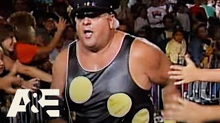 Dusty Rhodes ICONIC Signature Polka Dot Gear  WWEs Most Wanted Treasures  AampE [upl. by Halak860]