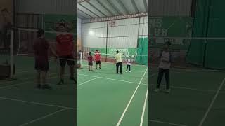 How to hold racquet n feet position during net drop badmintontechnique sports [upl. by Milla]