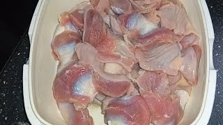 Comment préparer les gesiers de pouletngene ushobora guteka agasendababoyi gizzards recipe 👌😋 [upl. by Radferd]