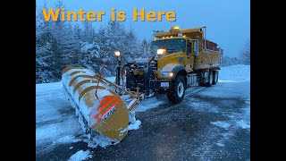 Plowing Snow with NEW Nordik Move Cutting Edge jimhowdigsdirt snowplow plowingsnow [upl. by Lief604]