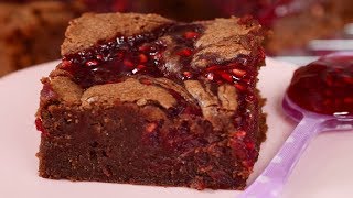 Raspberry Brownies Recipe Demonstration  Joyofbakingcom [upl. by Narayan]