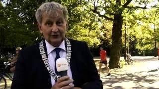 Burgemeester vd Laan als ambassadeur van Stoptober [upl. by Oilicec]