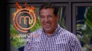 MasterChef Latino  Los concursantes preparan platillos con base de queso  Entretenimiento [upl. by Haneeja]