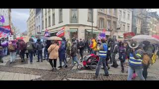 Manifestation pour le droit au logement à LuxembourgVille [upl. by Kanal434]