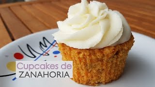 Cupcakes de zanahoria  Frosting o betún de queso crema  Caseros [upl. by Nolasba]