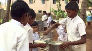 Trailer 360°  GEO Reportage Indien das größte Schulessen der Welt [upl. by Lednahs]