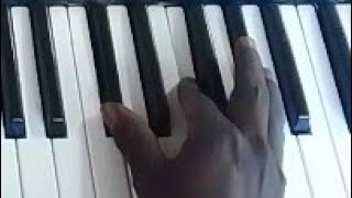 how to play keyboard beginners Inthe chord of F SHARP TO JOIN FREE CLASSES WHATSAPP 0792682435 [upl. by Elyrpa]