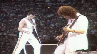 Queen  I Want To Break Free Live At Wembley [upl. by Lapham]