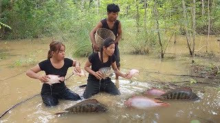 Survival in the rainforest Catch and cook redfish for jungle food Fish soup tasty for dinner [upl. by Namwen584]