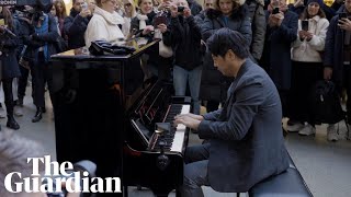 Piano sensation Lang Lang delights audience at St Pancras [upl. by Yakcm]