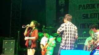 Hari ng Tondo by Gloc9 with Denise at UP Fair Bulkantahan [upl. by Kendra]