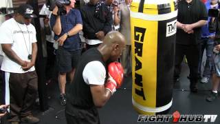 Floyd Mayweather vs Robert Guerrero Mayweather heavy bag workout HD [upl. by Nahtonoj7]