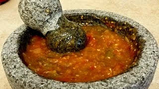 Salsa de Molcajete  How to use a molcajete [upl. by Nuyh]