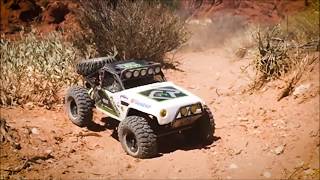 Axial SCX10 Realistic Desert Run with Crash [upl. by Aruat]