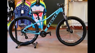 Trek Marlin 5 2022  Quick Review and close up look [upl. by Nakeber]