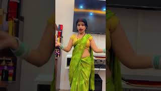 Kamariya bathe🥰 trending dance kiranshingh bhojpuri viralshort [upl. by Teirrah992]