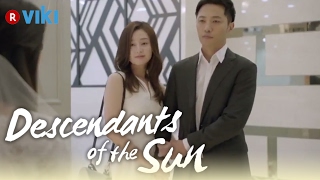 Descendants of the Sun  EP4  How Jin Goo amp Kim Ji Won Met Eng Sub [upl. by Amity]